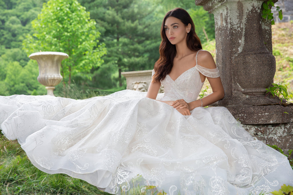 Lazaro Wedding Dresses Emerald & Oak Bridal Lazaro Wedding Dresses Emerald & Oak Bridal