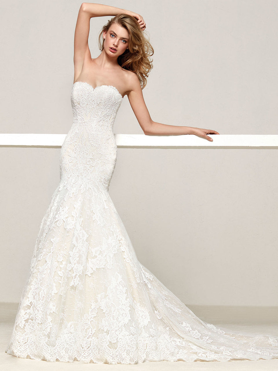 Pronovias emerald sale